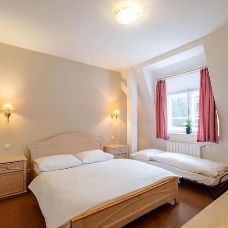 פק פוד סנז'קו Hotel Horec מראה חיצוני תמונה